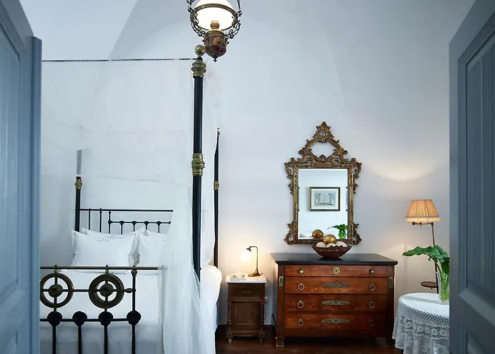 1864 The Sea Captain'S House Oia